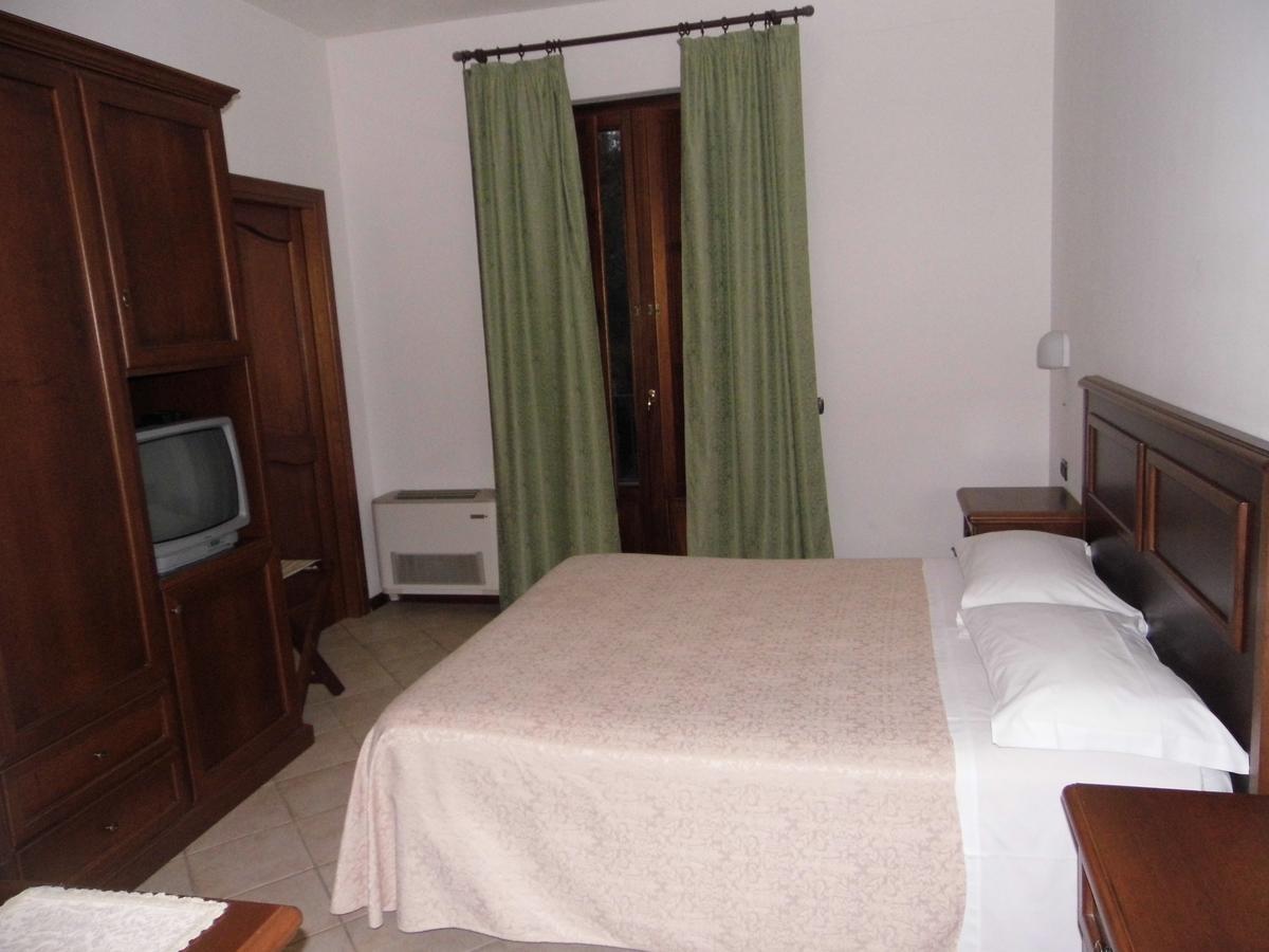 Hotel Valleumbra Torgiano Camera foto